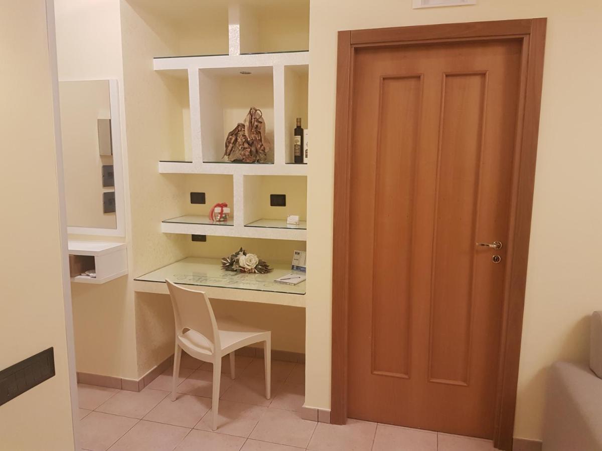 B&B Mary Grace Rossano Stazione 외부 사진